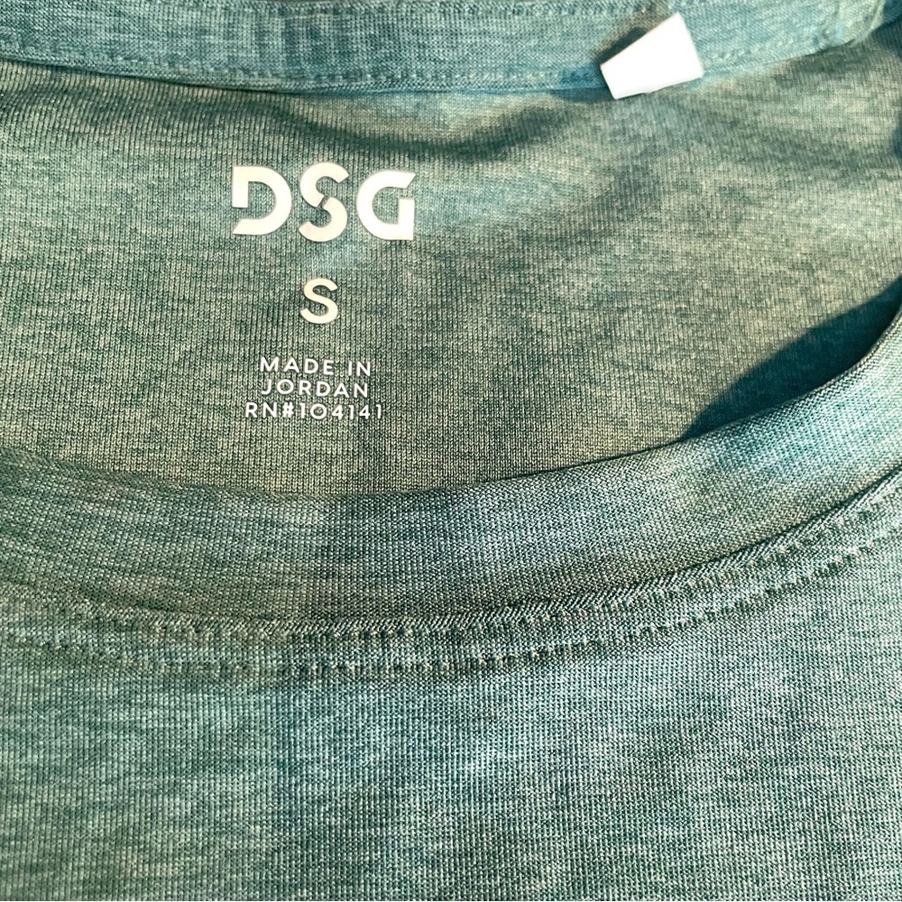 Bundle: DSG Green and Light Gray Athletic Tank Top Set. S - Picture 7 of 10